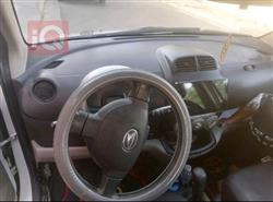 دایهاتسو YRV